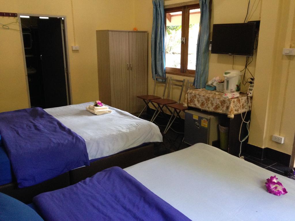 Areeya Resort Watthana Nakhon Buitenkant foto