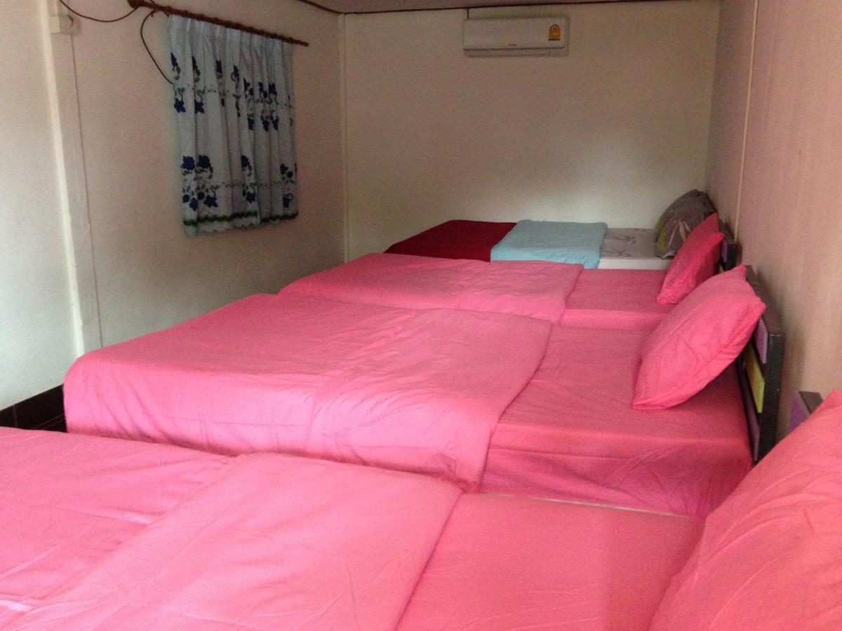 Areeya Resort Watthana Nakhon Buitenkant foto